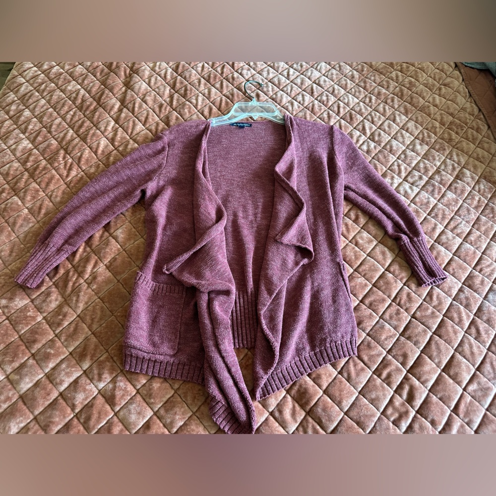 American Eagle cardigan